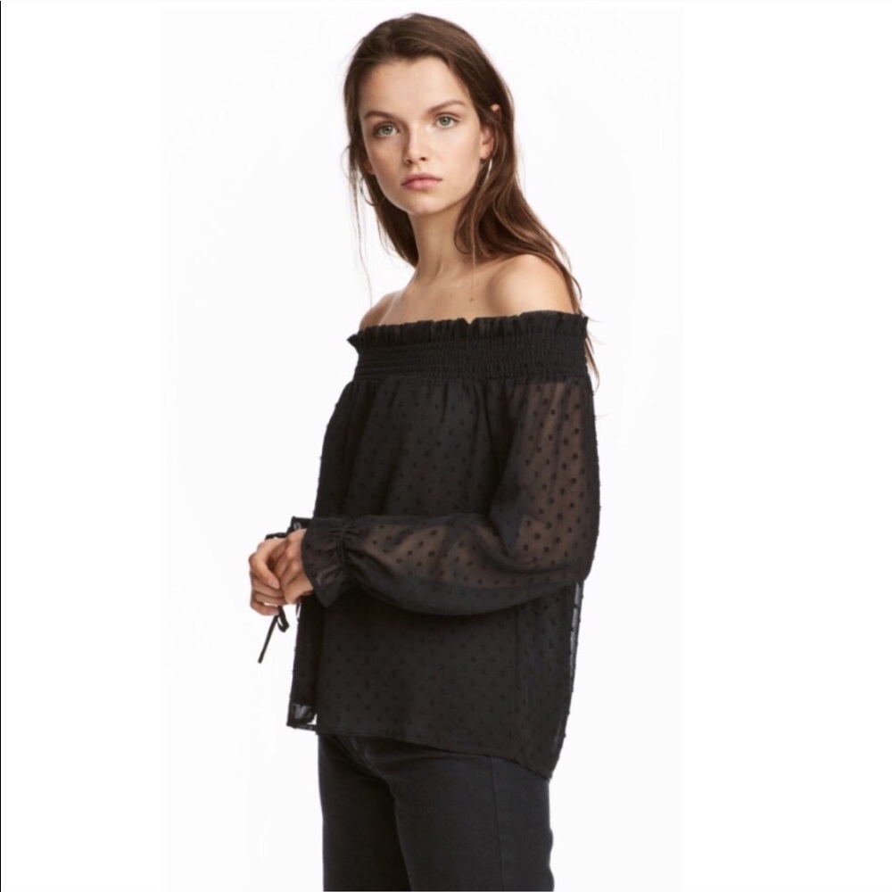 Off Shoulder Blouse - image 1